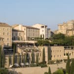 Un magnifique domaine en Provence, idéal pour une cérémonie de mariage romantique et luxueuse. Ce cadre élégant offre des vues imprenables sur les paysages environnants, parfait pour une célébration grandiose. L'organisation sur mesure de 'By Mademoiselle C' garantit un événement unique, mettant en avant des lieux d'exception et une atmosphère sophistiquée. Ce site est le choix parfait pour un mariage de rêve dans le sud de la France, entouré de jardins luxuriants et