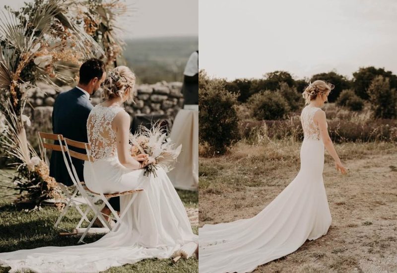 Cérémonie romantique en plein air, mettant en avant un couple lors d'un grand événement organisé par By Mademoiselle C, wedding planner en Provence, Côte d'Azur & Corsica. L'élégance du lieu, entouré de paysages naturels, crée une atmosphère sophistiquée pour une célébration de mariage unique. La mariée, vêtue d'une robe de luxe, incarne le rêve d'un mariage sur mesure, tandis que l'arrière-plan évoque